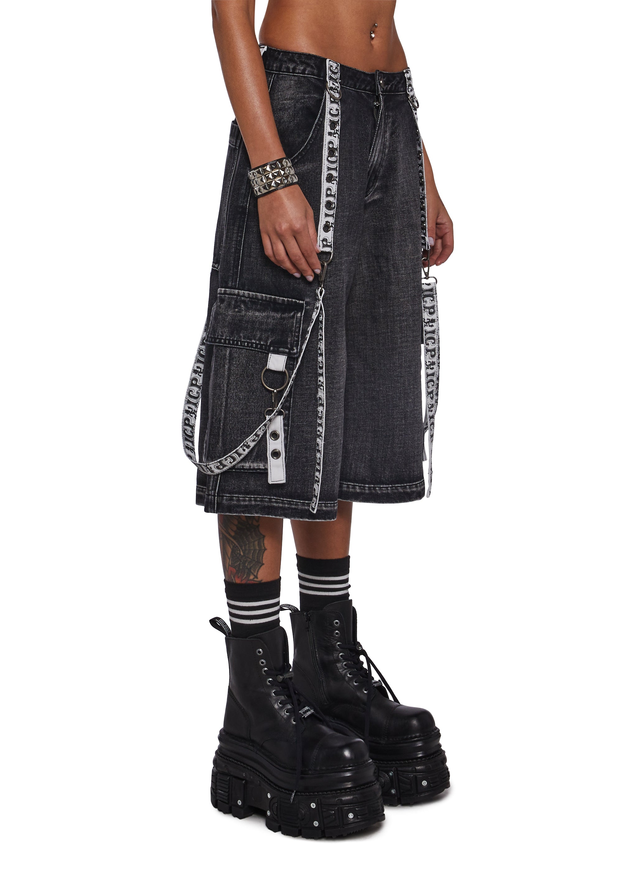 Riddle Box Cargo Shorts - Image 3